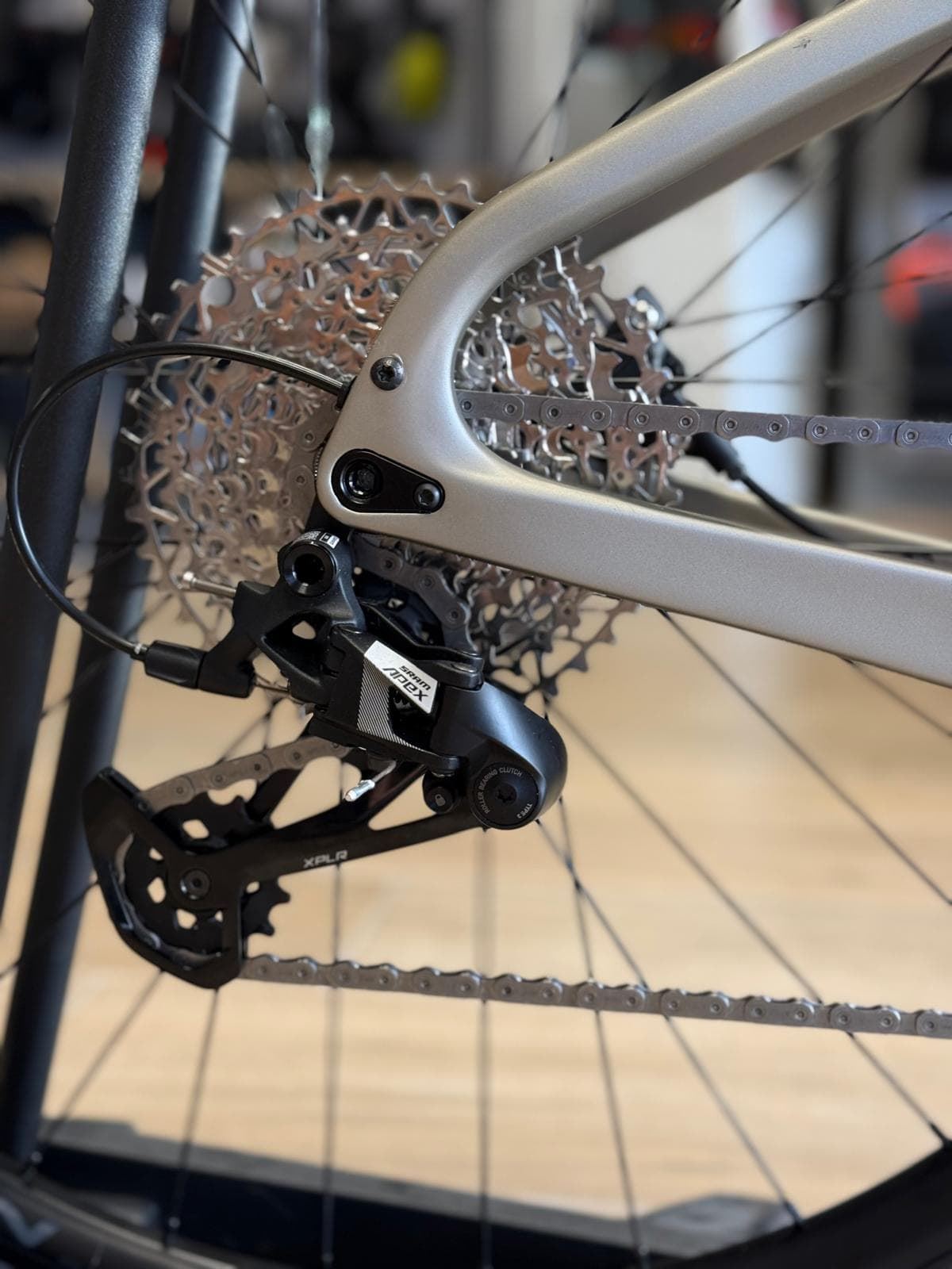 BIANCHI e-Arcadex Tourer - TOUR APEX BOSCH 500  BICICLETA ELECTRICA GRAVEL Desert Full Matt - Imagen 7