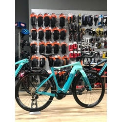 BIANCHI e-Arcadex Tourer - TOUR APEX BOSCH 500  BICICLETA ELECTRICA GRAVEL Glacier Full Glossy (Celeste) - Imagen 2