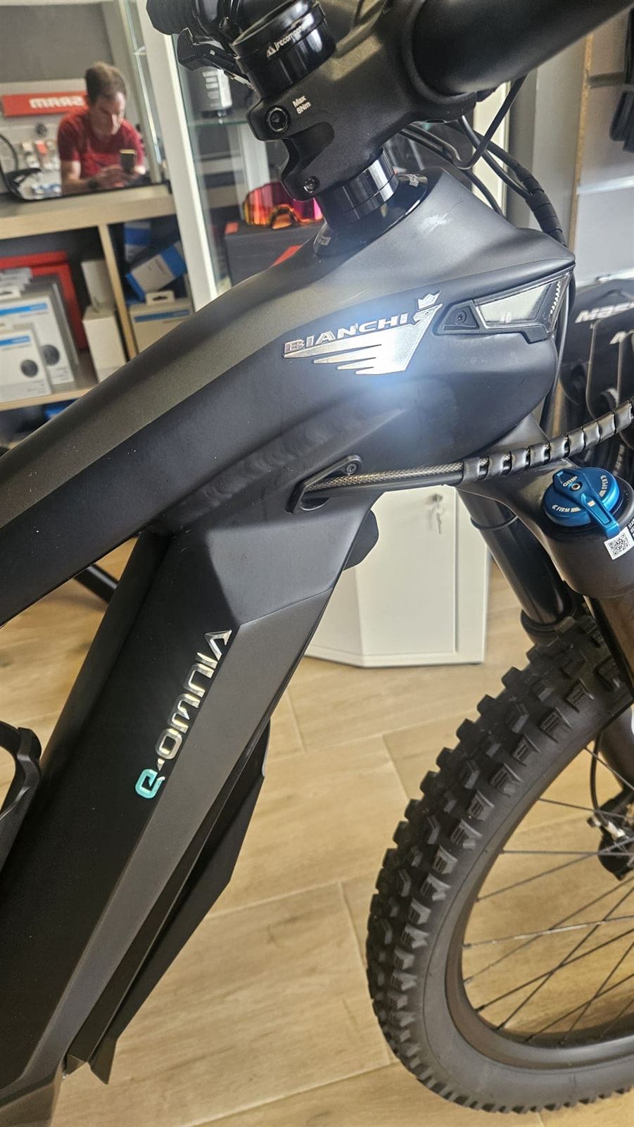 BIANCHI E-OMNIA FX-TYPE TALLA M (OCASION) - Imagen 7