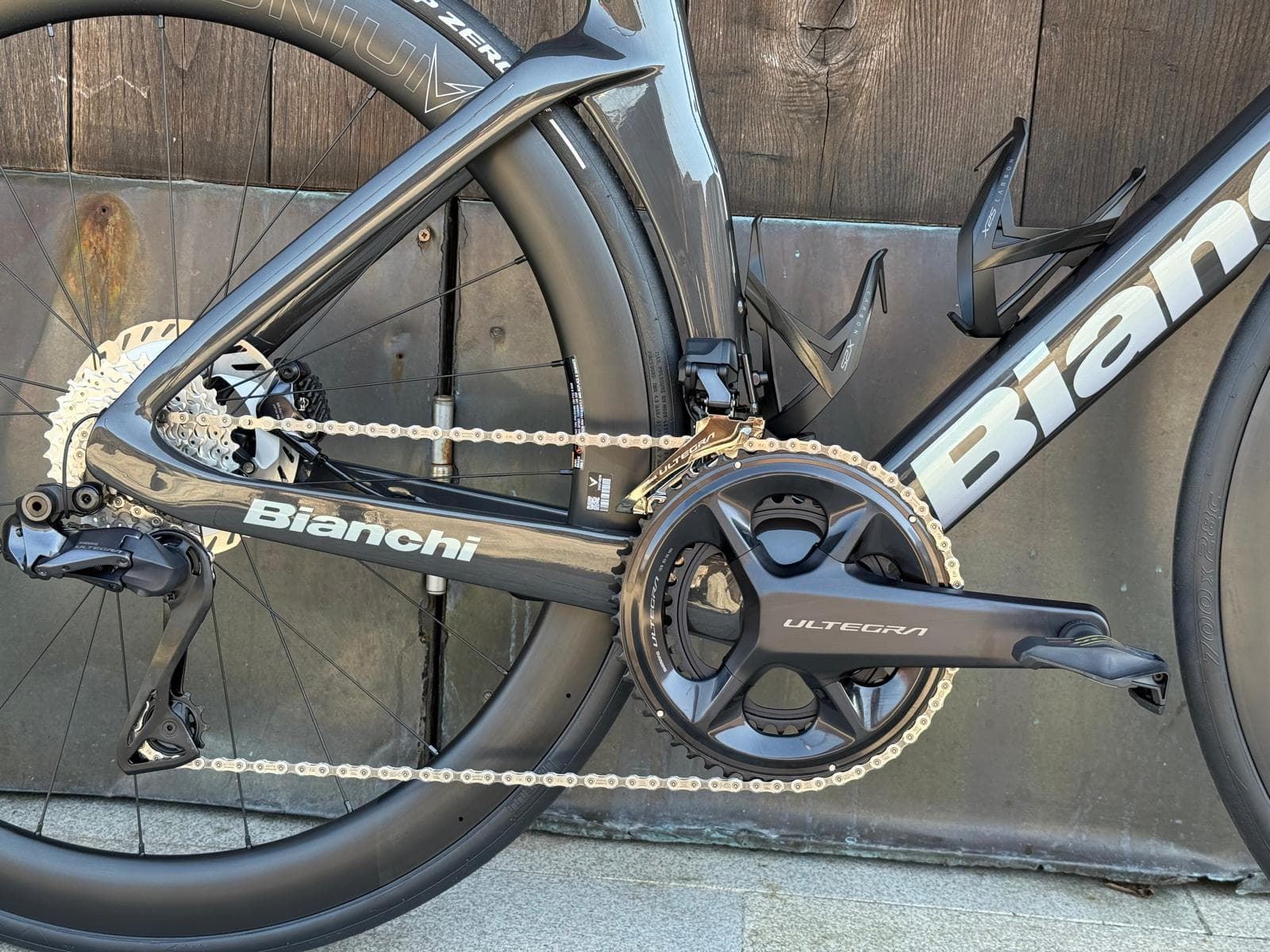 BIANCHI OLTRE PRO SHIMANO ULTEGRA DI2 12SP, 2025 TALLA 47 y 53 - Imagen 5