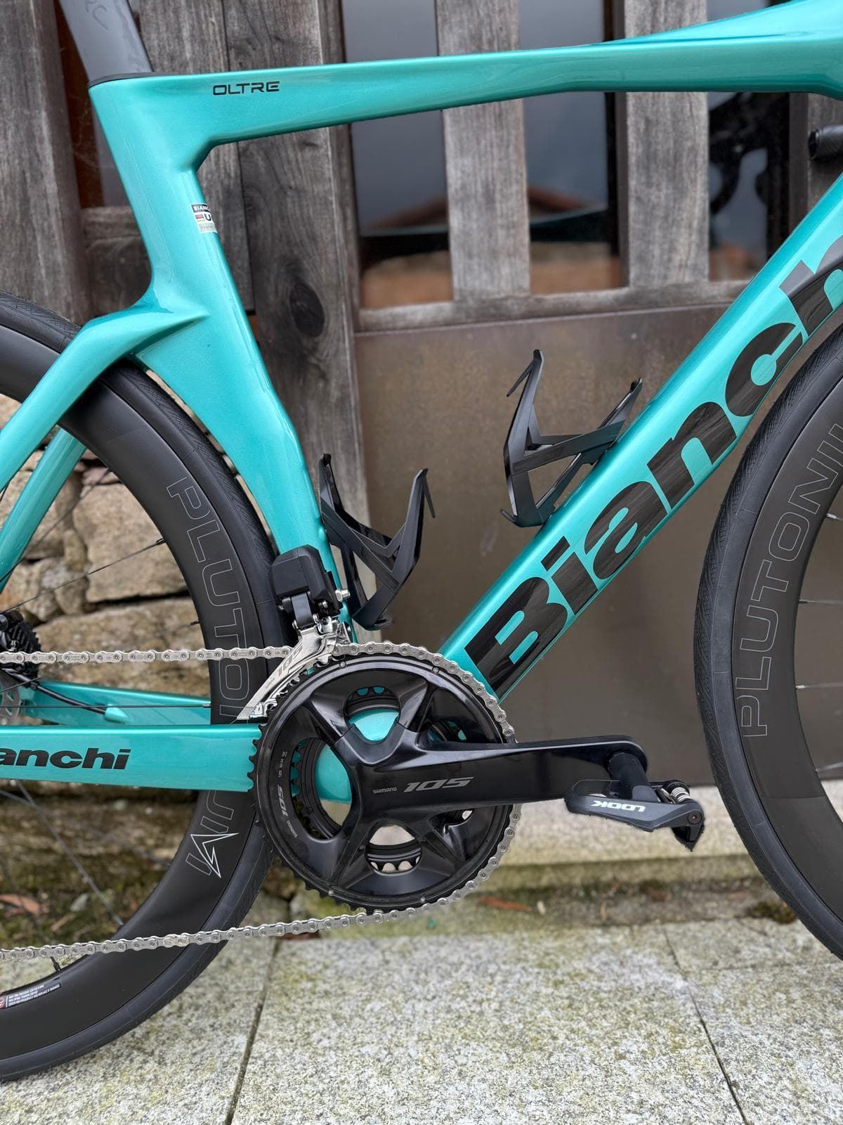 BICICLETA CARRETERA BIANCHI OLTRE COMP 105 DI2 12SP - AZUL CELESTE ULTIMA UNIDAD TALLA 55 - Imagen 2