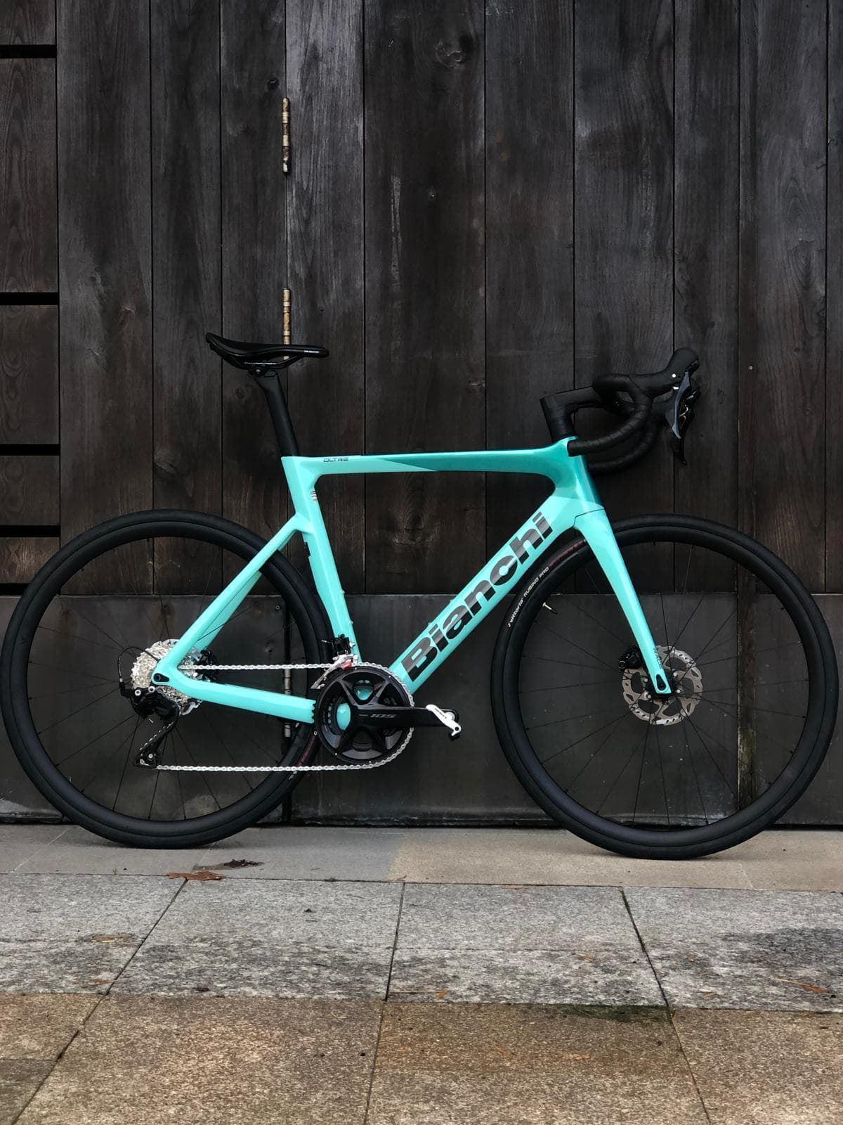 Bicicleta Carretera BIANCHI Oltre Race - 105 12sp, AZUL TURQUESA, 2025 - Imagen 1