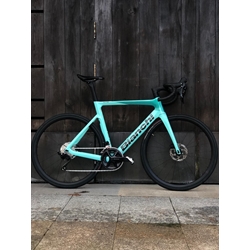 Bicicleta Carretera BIANCHI Oltre Race - 105 12sp, AZUL TURQUESA, 2025 - Imagen 1