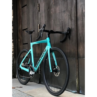 Bicicleta Carretera BIANCHI Oltre Race - 105 12sp, AZUL TURQUESA, 2025 - Imagen 2