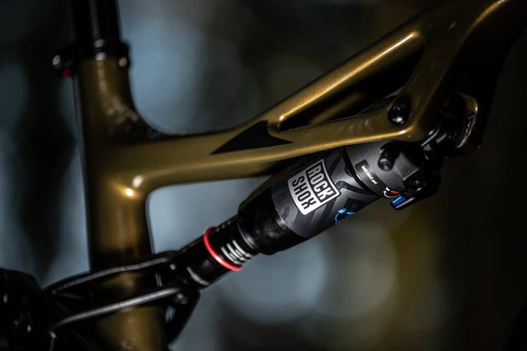 BICICLETA EBIKE MMR KAIZEN LTD. DORADO OSCURO. ÚLTIMAS UNIDADES TALLA L - Imagen 3