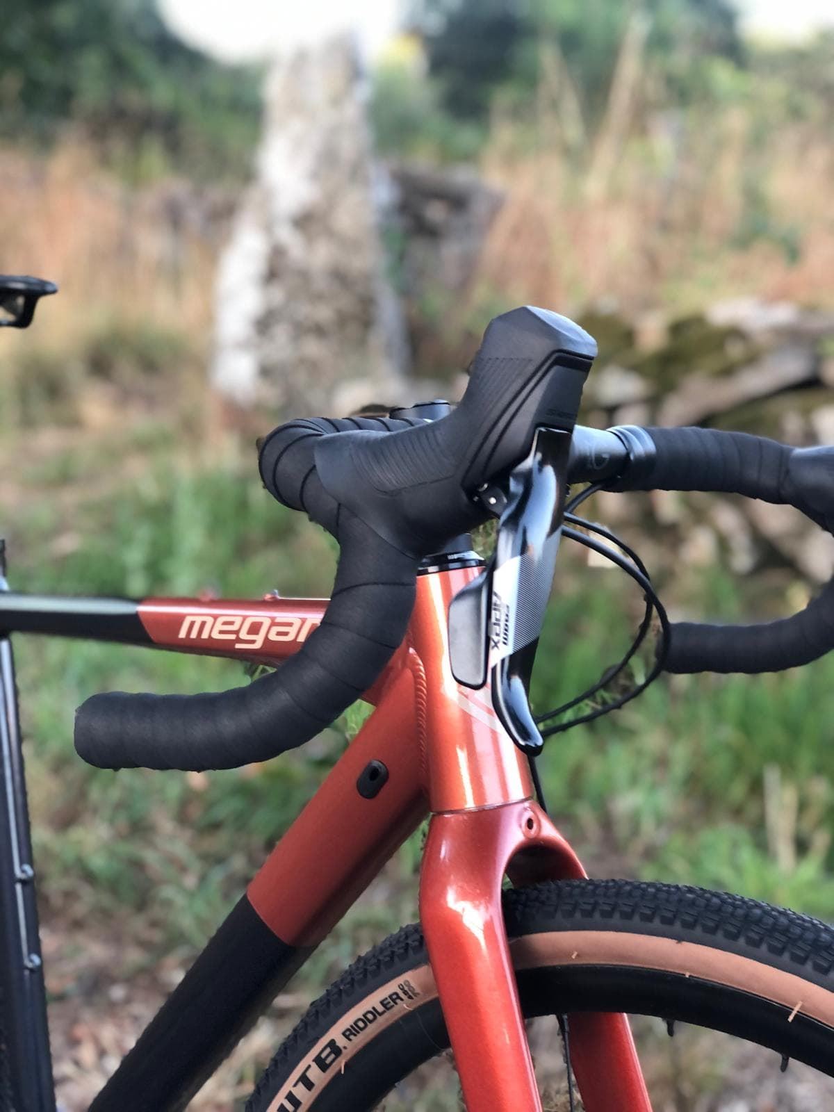 BICICLETA GRAVEL MEGAMO JAKAR 20 BROWN 2024. ULTIMA UNIDAD!! TALLA S - Imagen 2