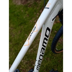 Bicicleta Infantil 27´5" MEGAMO DX3. BEIGE - Imagen 2