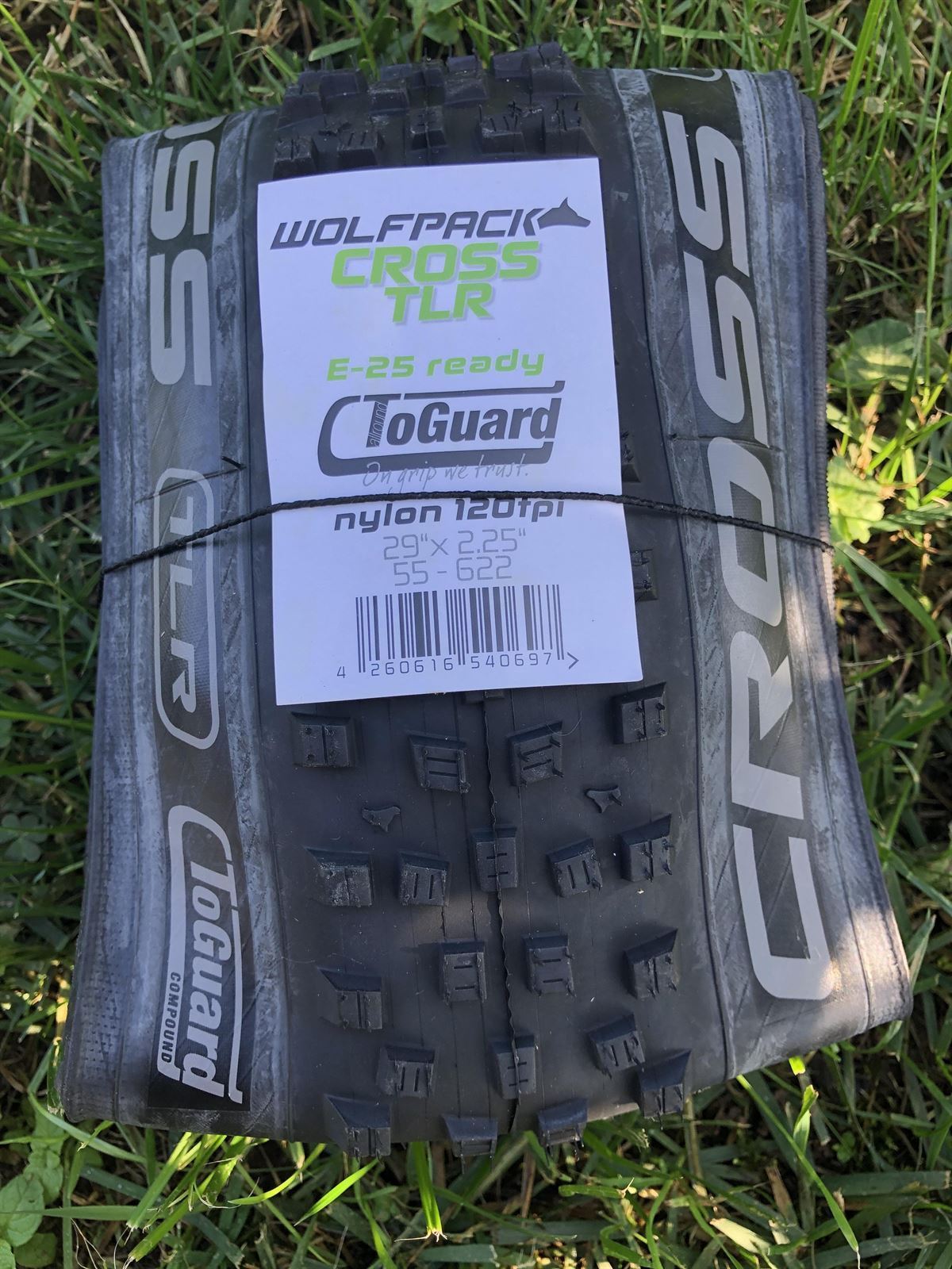 Cubierta MTB Wolfpack Tires MTB CROSS 29x2.25 - Imagen 3