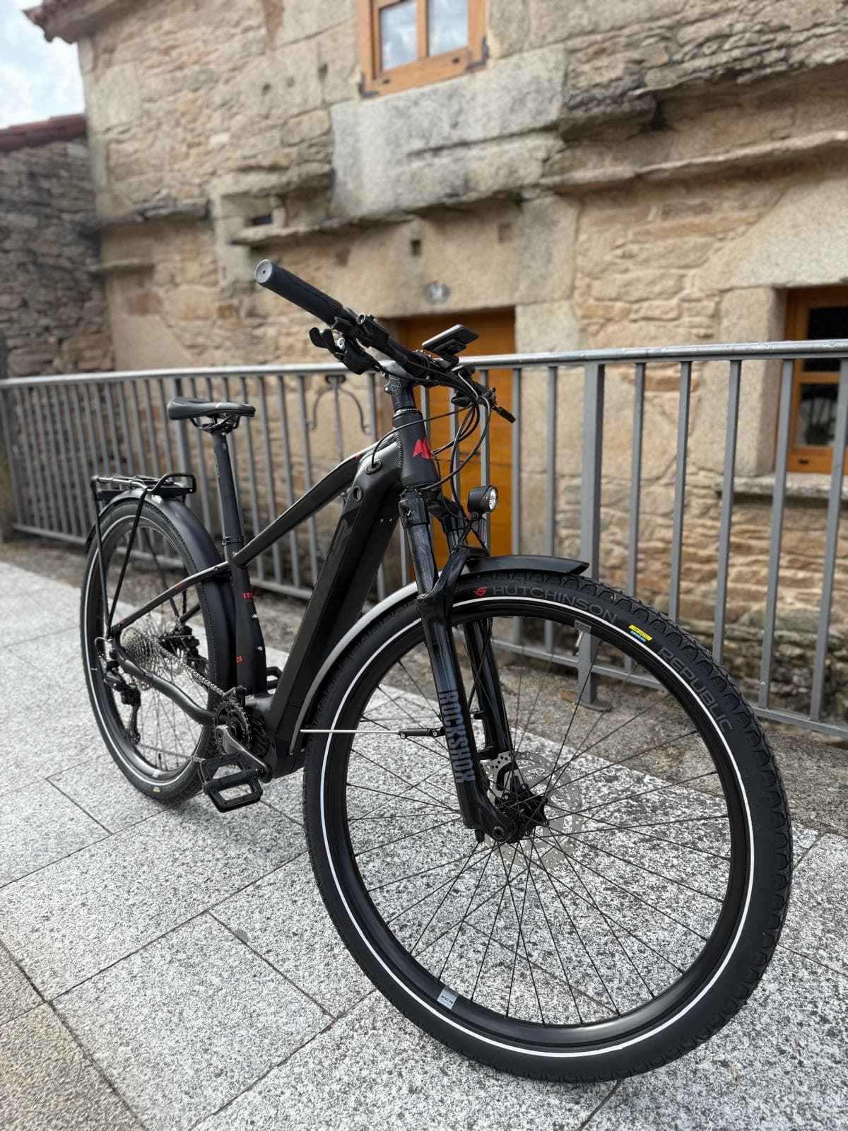 E-BIKE MTB/URBANA MMR KOEN 00. BLACK N RED - Imagen 4