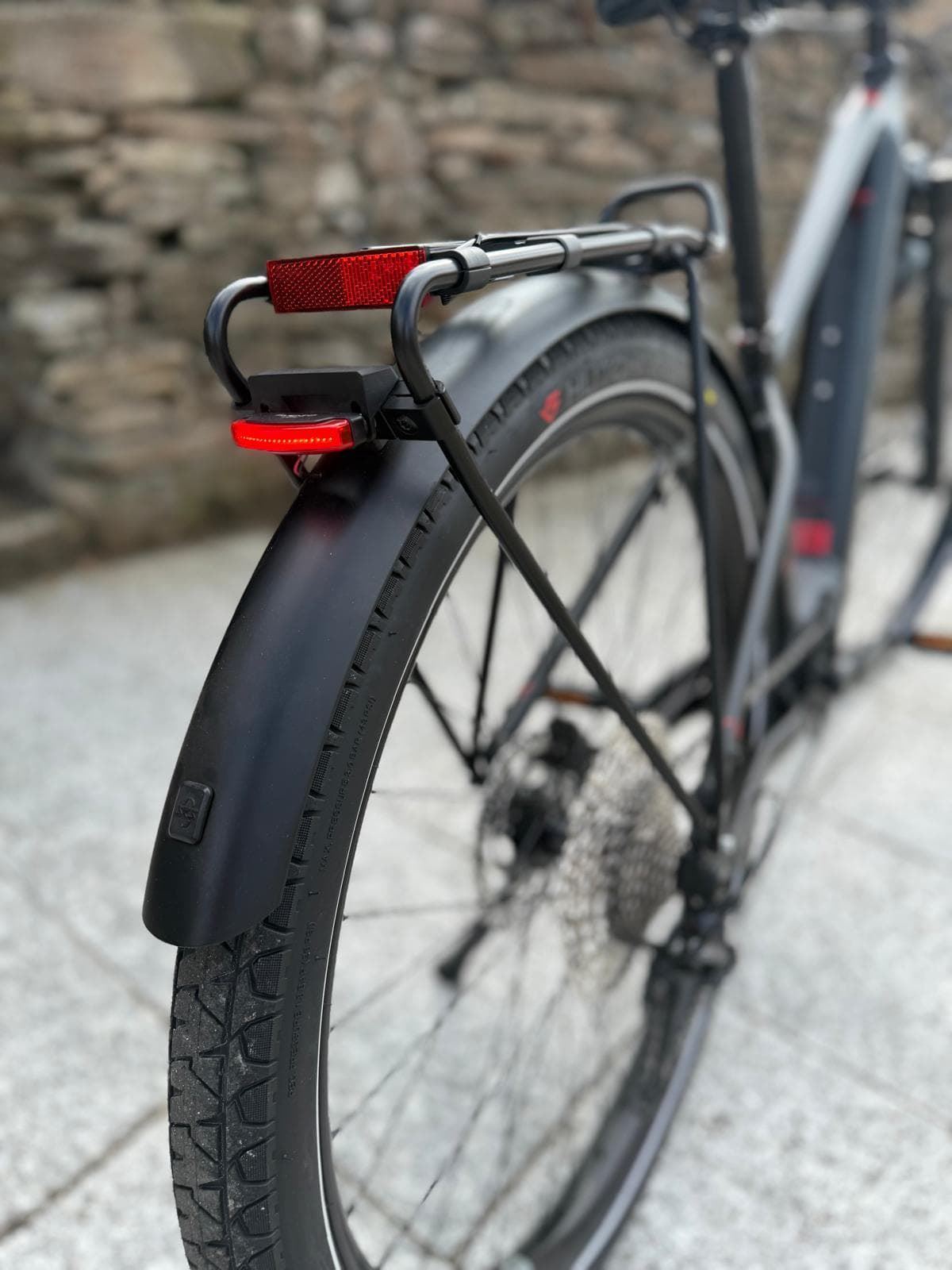 E-BIKE MTB/URBANA MMR KOEN 00. BLACK N RED - Imagen 8