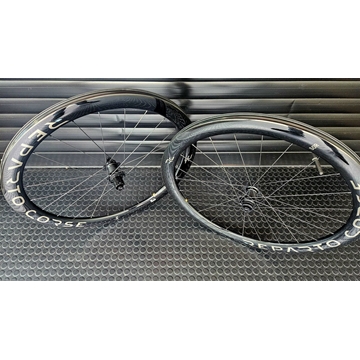Juego de ruedas Bianchi Reparto Corse 50R Ceramitech Disc Tubeless XDr - Imagen 2