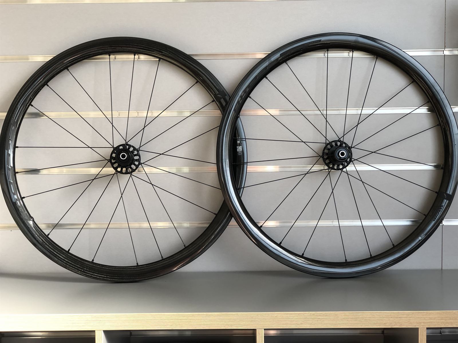 Juego de Ruedas Carretera FULCRUM SPEED 40 CMPTZN DB. ¡¡ÚLTIMA UNIDAD!! - Imagen 3