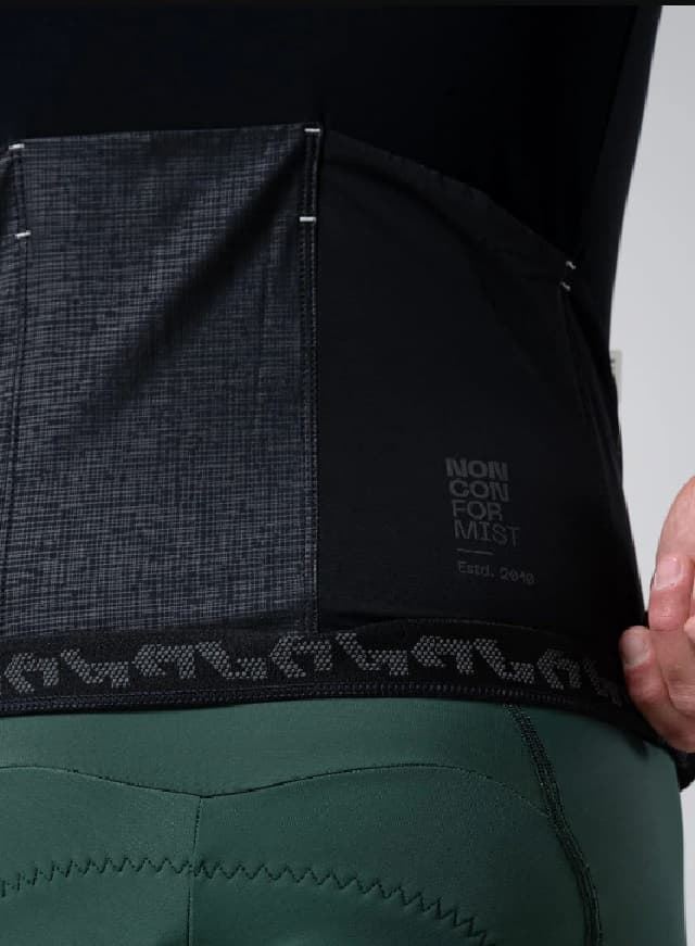 MAILLOT GOBIK MANGA LARGA HOMBRE Pacer Solid 2.0 NEGRO - Imagen 3