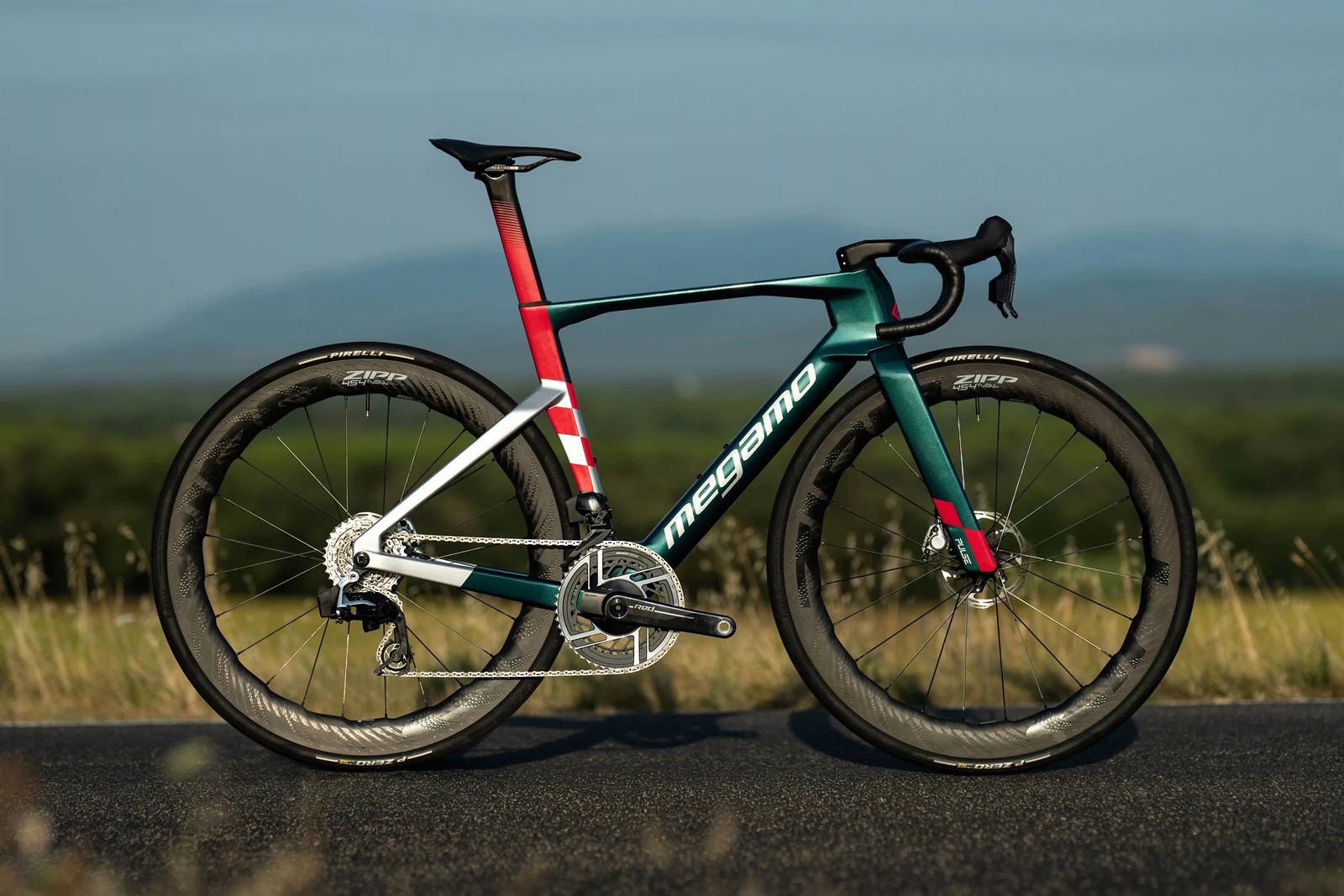 MEGAMO PULSE 07 SLR 2027 PREFORMANCE GREEN M - Imagen 1