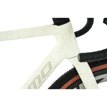 MEGAMO SILK 03 2026 - Imagen 2