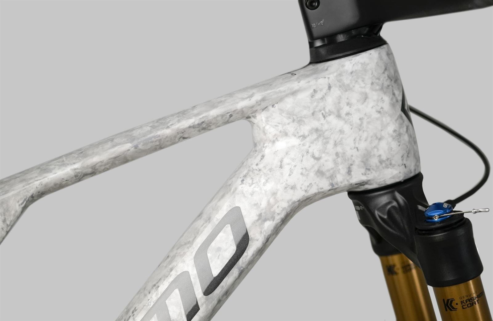 MEGAMO TRACK 01 2026. ULTIMAS UNIDADES, TALLA S - Jade White - Imagen 5