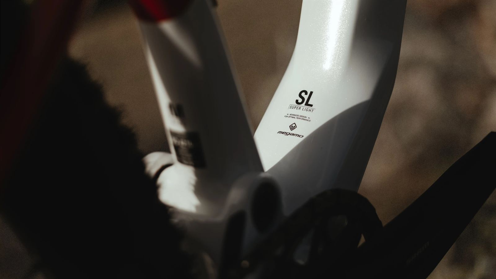 MEGAMO TRACK 04 FA CW 2027 - Imagen 12