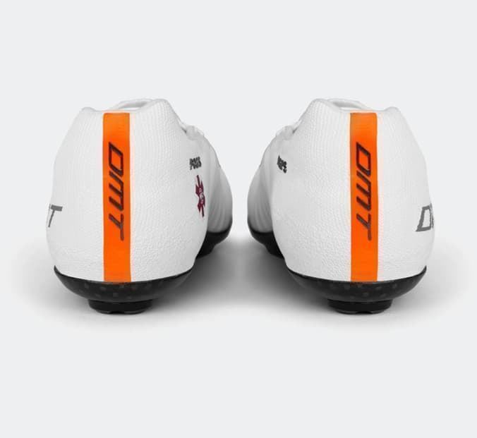 NUEVAS ZAPATILLAS DMT POGIS SUPERLIGHT 2026 BLANCO + CALCETINES DMT CLASSIC RACE DE REGALO - Imagen 4