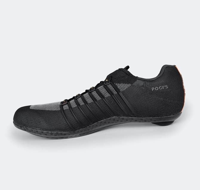 NUEVAS ZAPATILLAS DMT POGIS SUPERLIGHT 2026 NEGRO + CALCETINES DMT CLASSIC RACE DE REGALO - Imagen 3