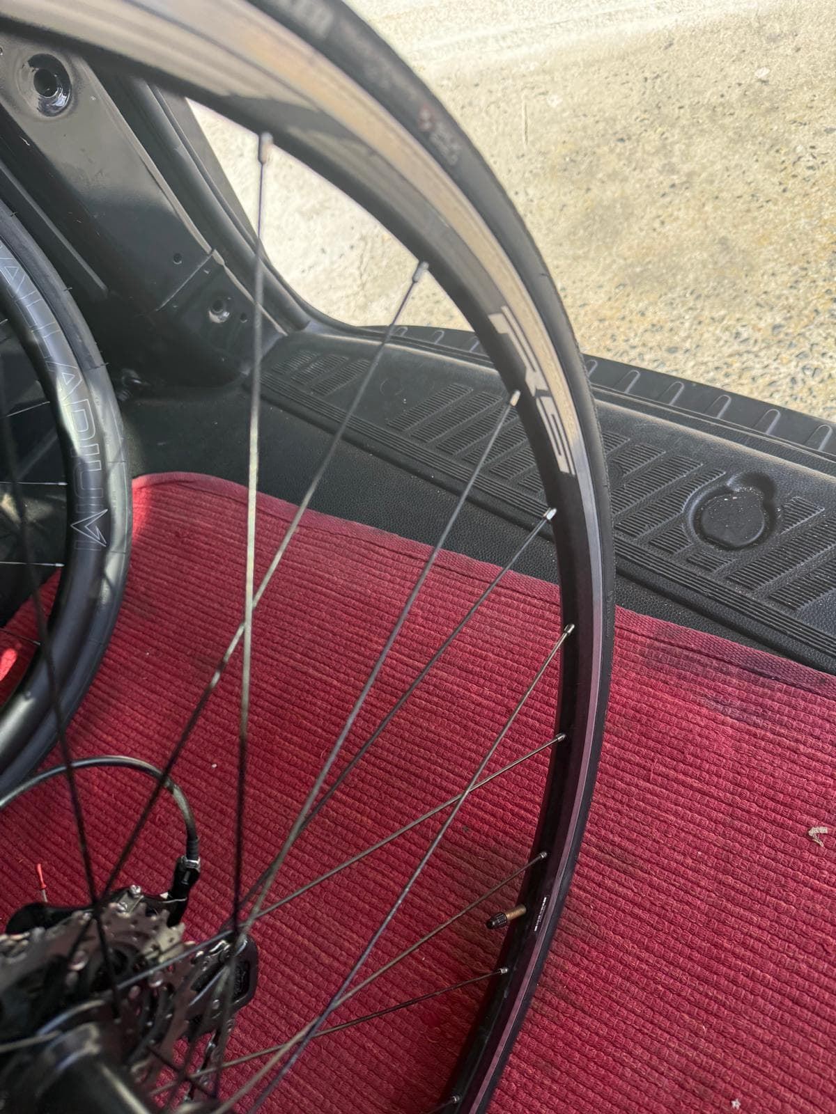 TREK MADONE 2.1 (OCASIÓN) TALLA 56 - Imagen 6
