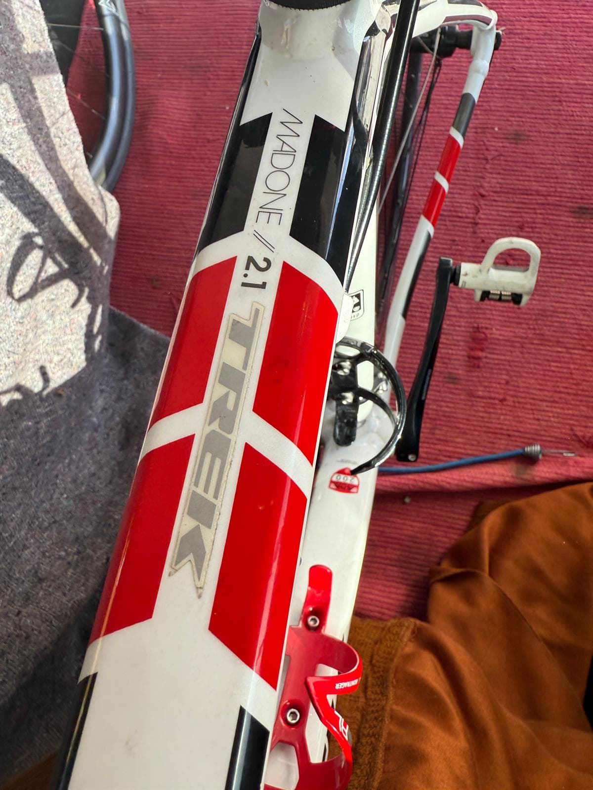 TREK MADONE 2.1 (OCASIÓN) TALLA 56 - Imagen 8