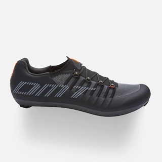 ZAPATILLAS DMT KRSL POGIS 2025. NEGRO. + CALCETINES DMT CLASSIC RACE DE REGALO - Imagen 1