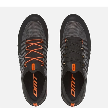 ZAPATILLAS DMT KRSL POGIS 2025. NEGRO. + CALCETINES DMT CLASSIC RACE DE REGALO - Imagen 2